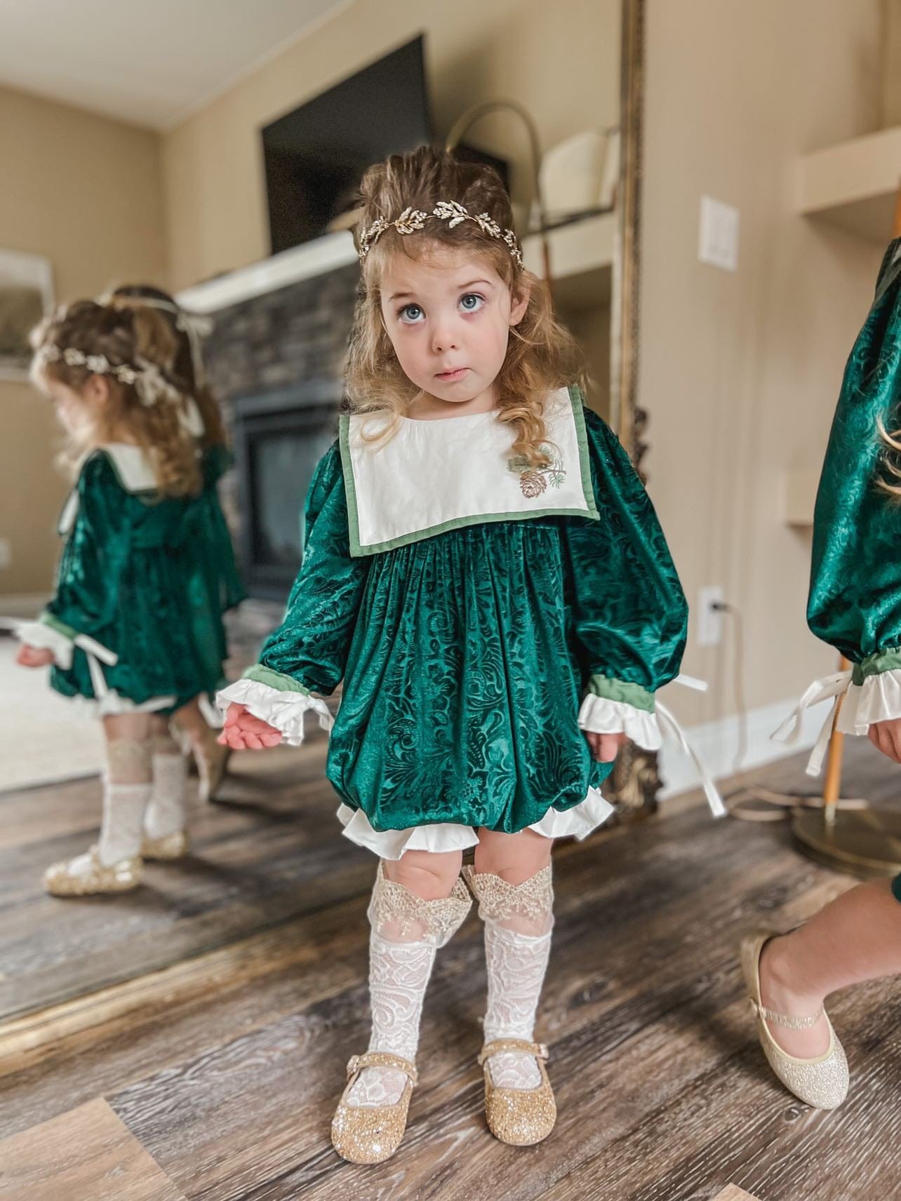 Girl | Everly Damask Velour Romper | Green