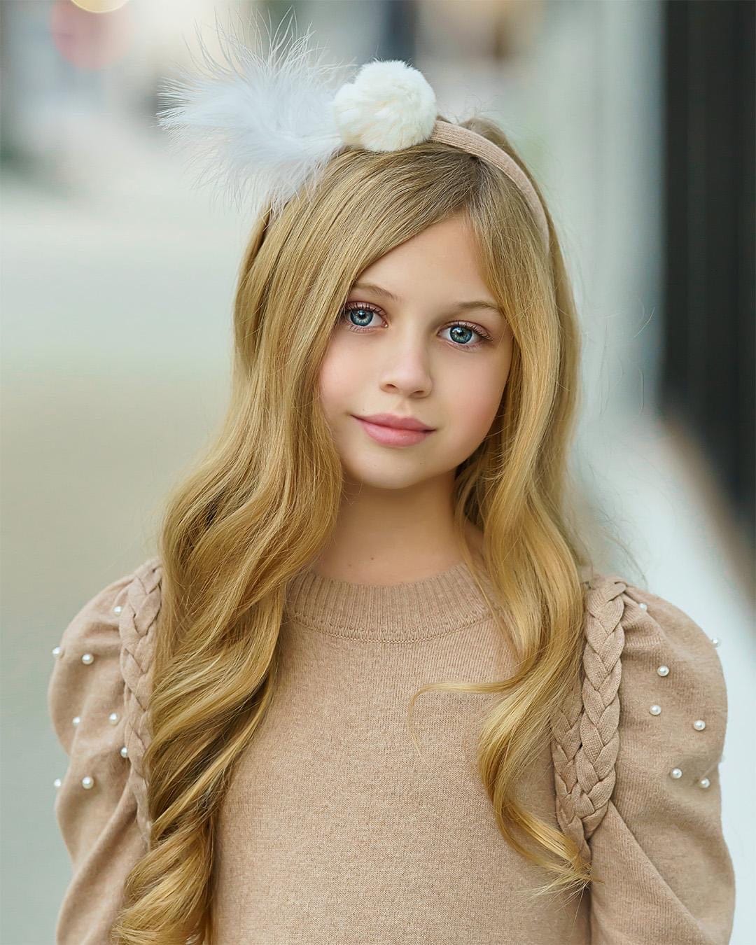 Girl | Anna Feather Headband | Beige