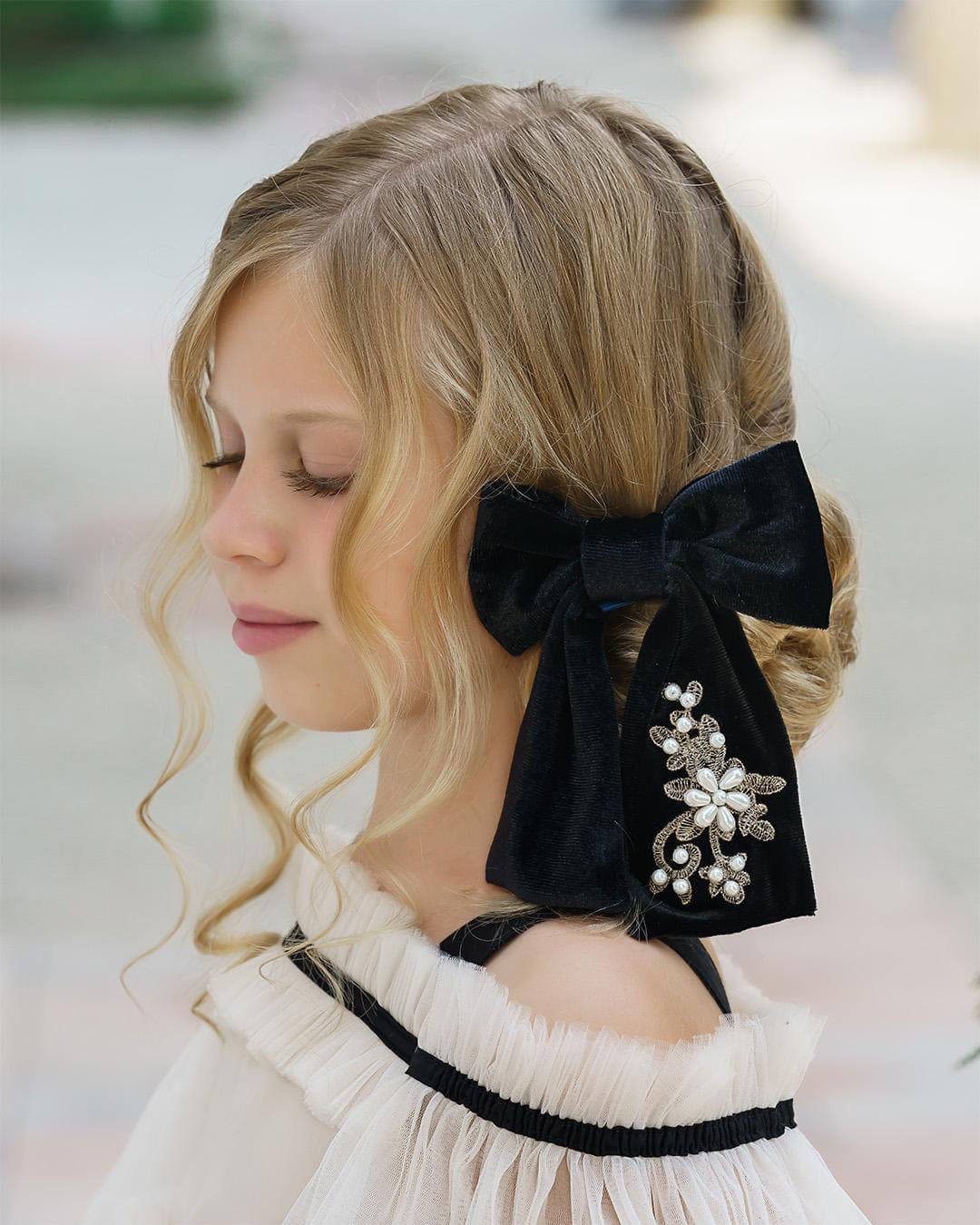 Girl | Embroidered Velvet Pearl Hair Bows | Black & Ivory