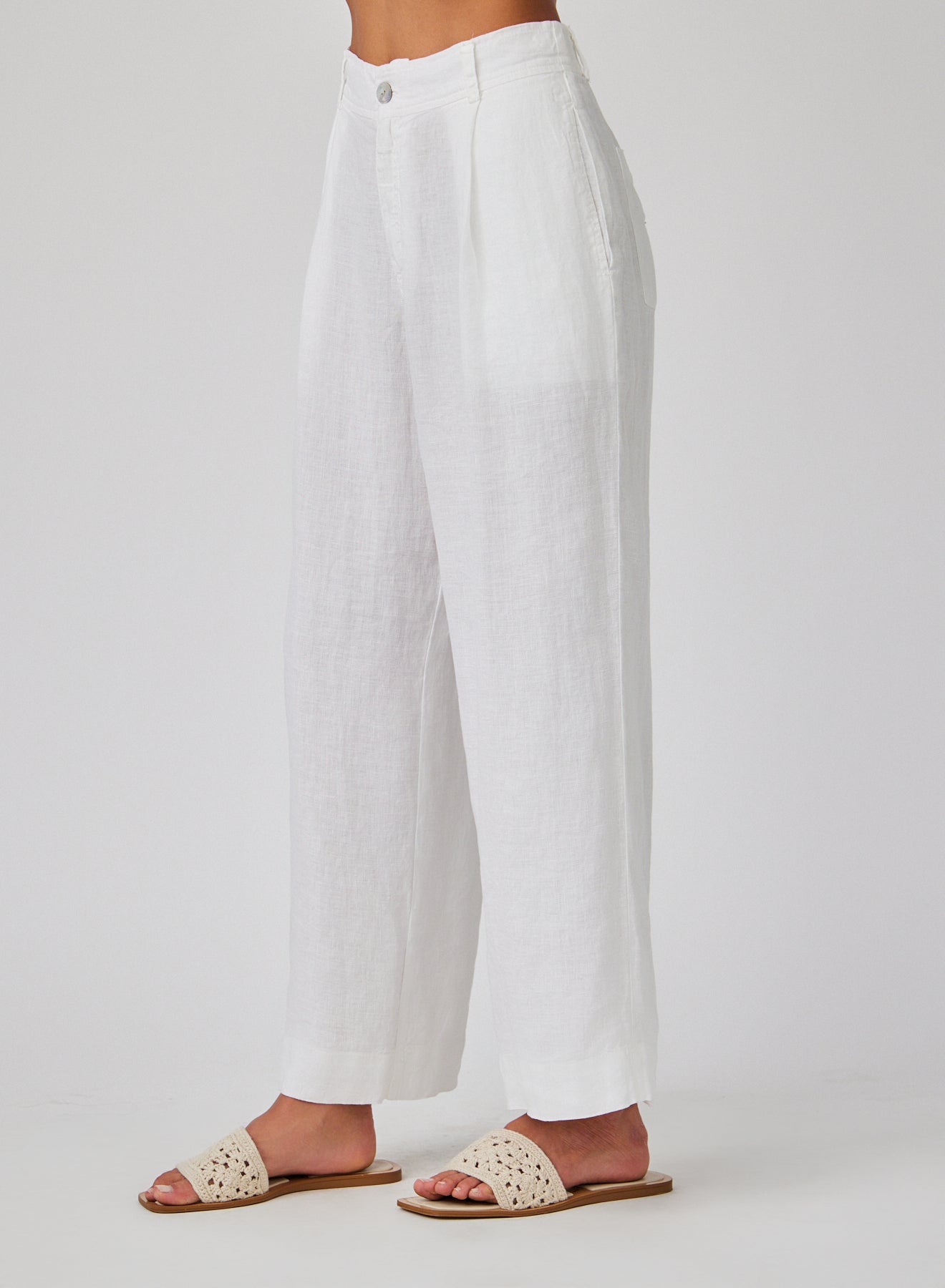 Linen Pleated Wide Leg Ankle Pant | White
