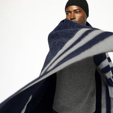 Montauk Throw | Grey / Navy