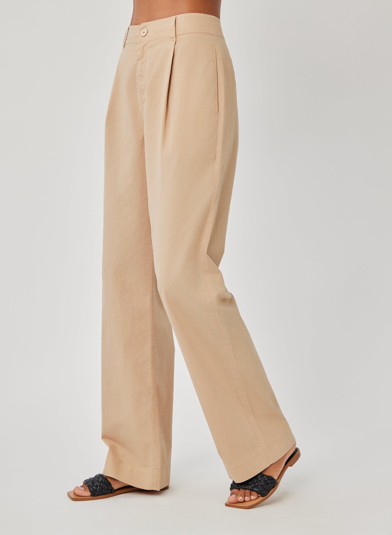 Single Pleat Trouser | Kona Khaki