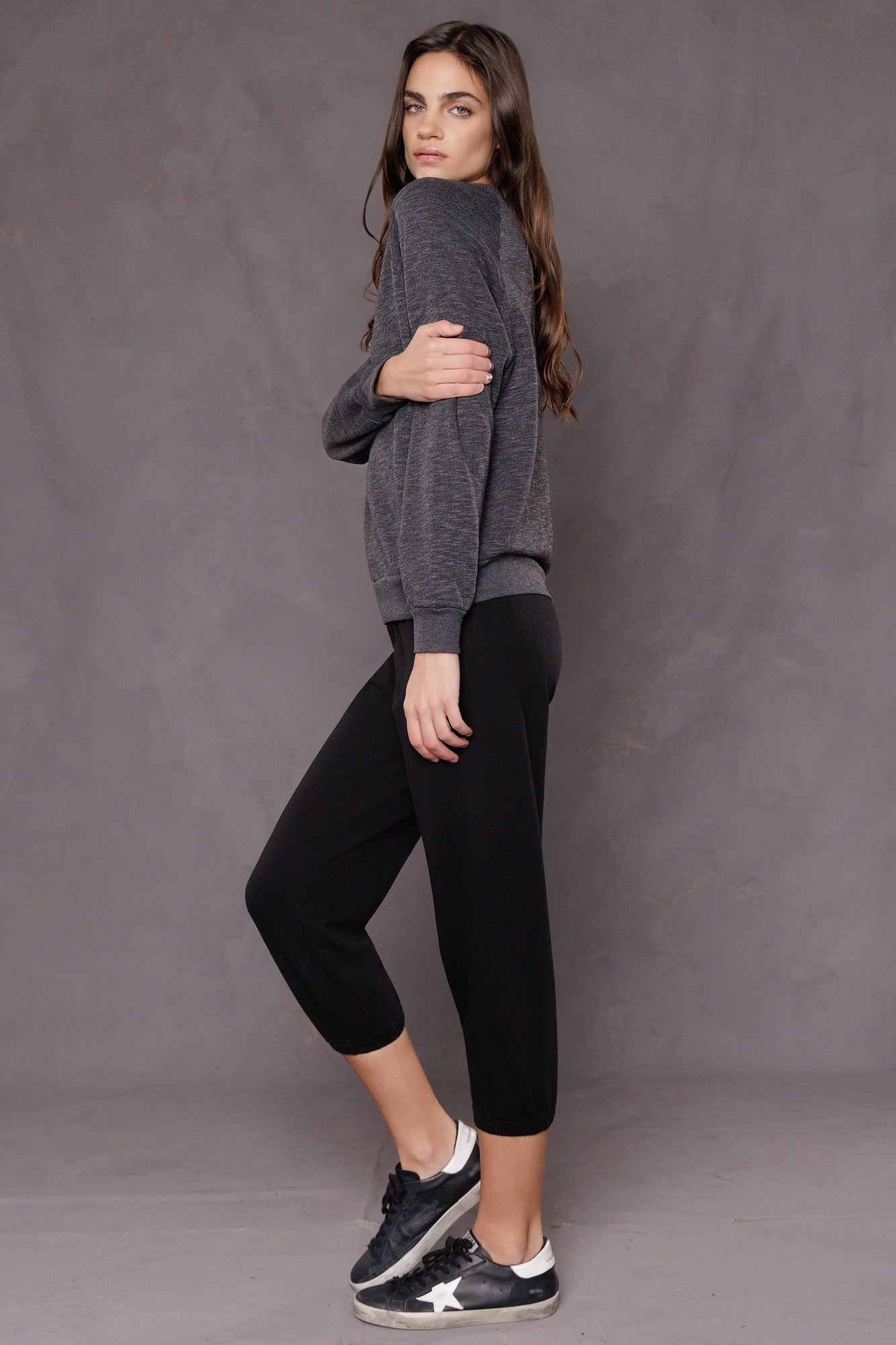 Women | Baby Fleece Basic Pull-On OG Crop Sweatpant | Black