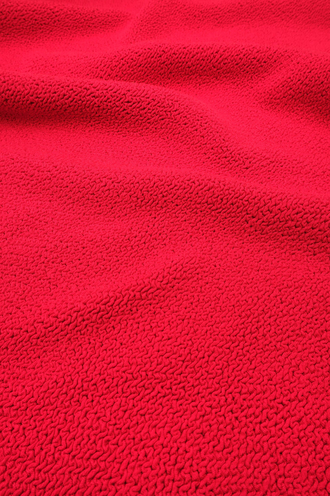 UNE PIECE-Crinkle Cut V-Neck One Piece with Ring RED