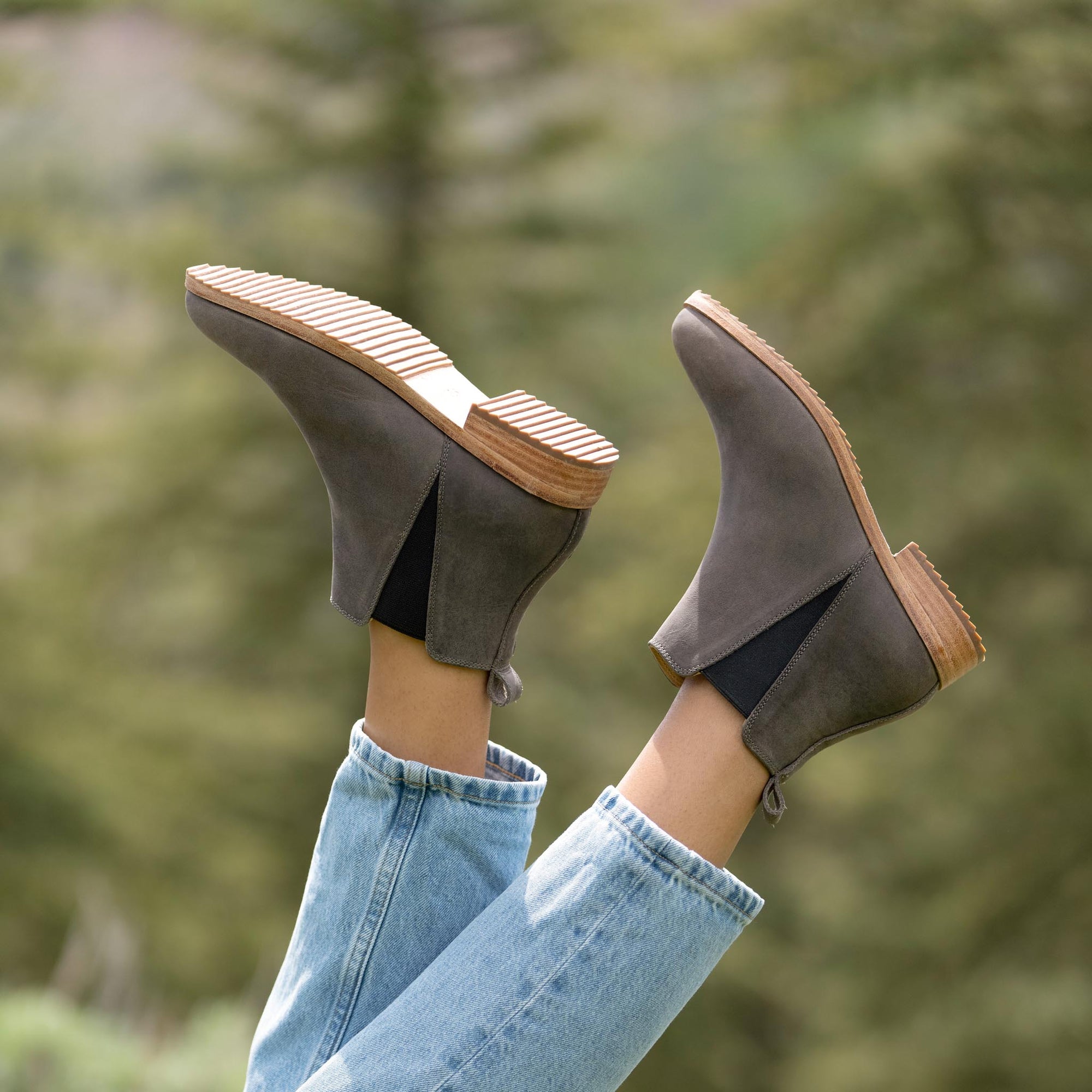 Womens | Eva Everyday Chelsea Boot | Grey